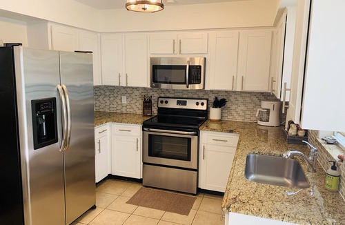 Courier City - Oscawana Condo | 2BR/2.5BA Tampa Condo – Walk to Hyde Park, SOHO, and Bayshore