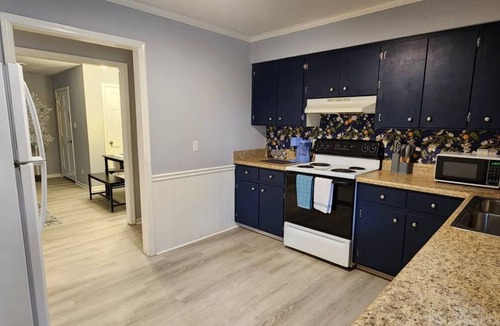 Boiling Springs House | 2BR Near Sherman College, Wi-Fi + Washer/Dryer