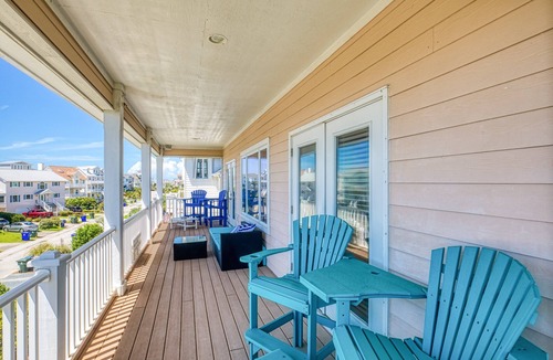 Village of Stump Sound House | 2nd-row ocean-view home with elevator, cmty pool & tennis