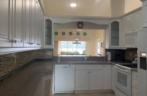 Crown Pointe Villa | 3-2 Naples Villa 10 minutes from downtown Naples and Beaches