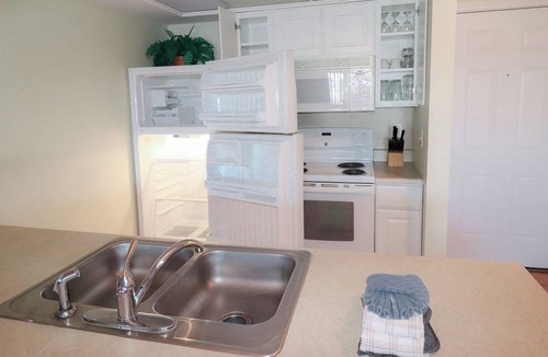 Kimberling City Condo | 3 -BD Lakeview Suite - 3LO - 02
