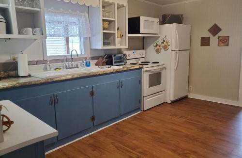 Core Creek Villa | 3 Bdrm Country Farmhouse with Free Boat Ramp Access