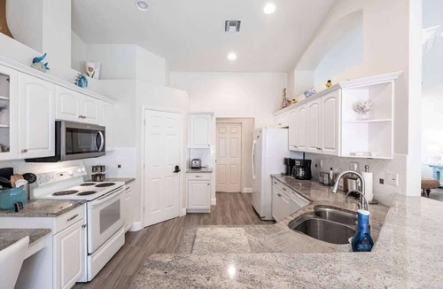 Marco Island House | 3 BDRM Island Retreat w/Private Pool