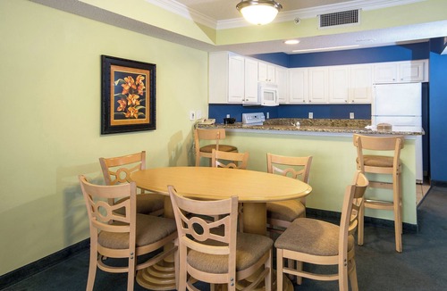 Myrtle Beach Hotel | 3 Beautiful Rooms with Balcony and Panoramic Ocean Views – Steps from the Sand