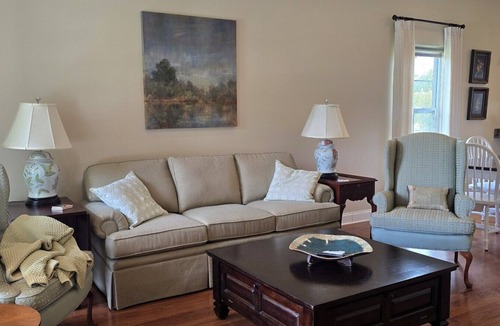 Dublin House | 3 Bed/2 Bath Cottage Home near City Center!