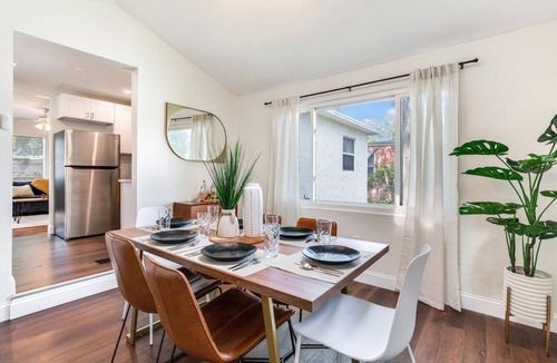 St. Petersburg House | 3 bed, 2 bath - long stays welcome! House with pool and fenced backyard minutes from St Pete & Tampa