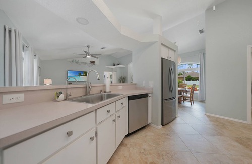 Port Charlotte House | 3-bed vacation home w/pool & hot tub 11 mins from Port Charlotte Town Center