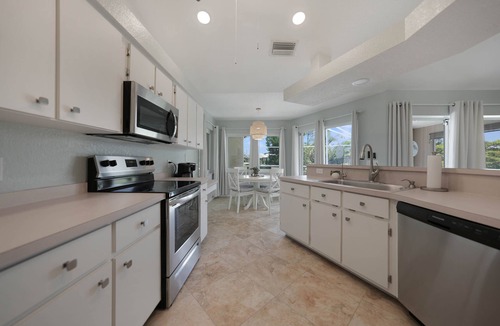 Port Charlotte House | 3-bed vacation home w/pool & hot tub 11 mins from Port Charlotte Town Center