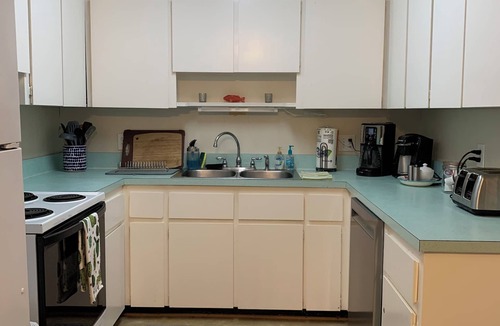 North Forest Beach House | 3 Bedroom 1.5 Bath 5th Row North Forest Beach Home STR#043884