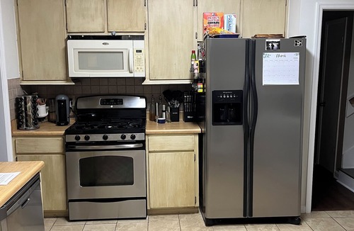 Augusta House | 3-bedroom, 2 bath split level home in Augusta. Spacious and newly renovated