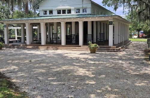 Habersham House | 3 Bedroom House in Beautiful Habersham