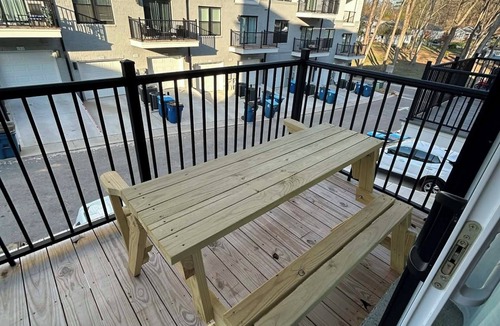 Wake Forest House | 3-bedroom townhome near downtown Wake Forest NC Free Parking & Wi-Fi
