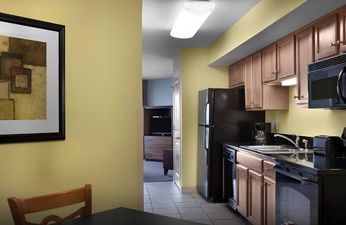 Myrtle Beach Hotel | 3 Coastal Units | Pool Retreat | 2.7 mi to WonderWorks Myrtle Beach