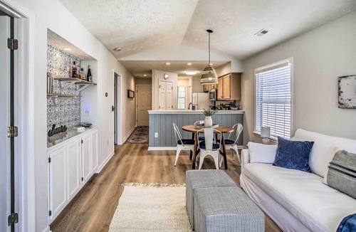 Longs Condo | 3 Community Pools: Golf Course Condo in Longs