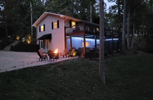 Unaka Cabin | 3 LITTLE BEARS DEN AT BEAR PAW GREAT FAMILY VACATION HOME. EVERYTHING YOU NEED