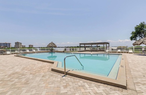 Palma del Mar Condo | 3 Mi to Beach! Extended St Pete Getaway w/ Pool
