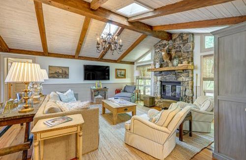 Glenville House | 3 Mi to Crossroads: Mtn-View Cottage in Cashiers