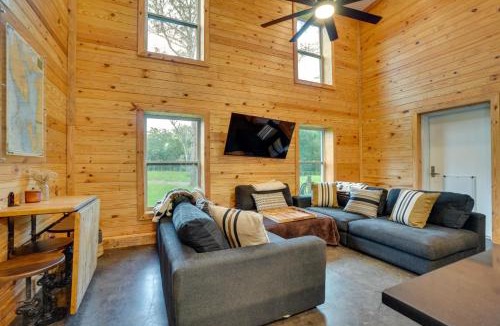 Geneva House | 3 Mi to Lake Harney: Home on 6 Acres w/Fire Pit