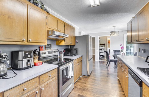 Sanford House | 3 Mi to San-Lee Park! Family Home w/Office & Yard