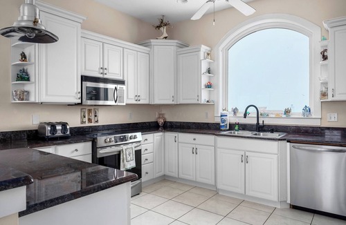 Painters Walk House | 3-Story Beach House Retreat with Heated Pool, Game Room, 5 Min to Flagler