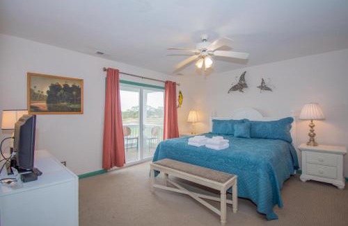 Saint Helena Island House | 367 Ocean Point Dr