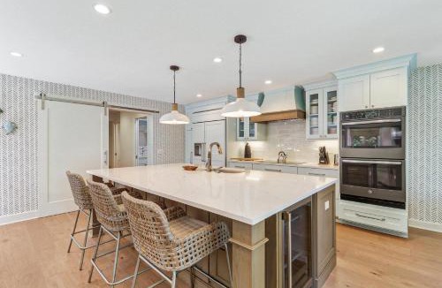 Beach Lagoon Villa | 39 Turtle Lane