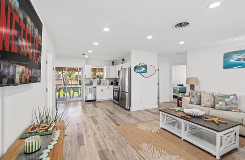 Coral Heights House | 3BR/2BA - Modern Coastal Retreat- Near Beach, Dining, Shops