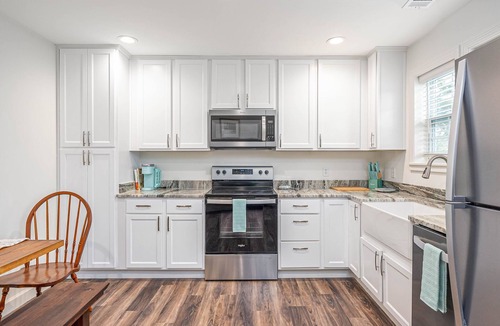 Thunderbolt House | 3BR Home | Near Savannah and Marina + Workspace