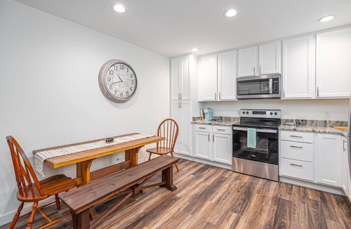 Thunderbolt House | 3BR Home | Near Savannah and Marina + Workspace