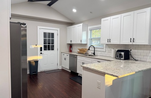 Candler-McAfee House | 3BR House 5 Minutes from Downtown Atlanta near Mercedes Benz Stadium World Cup