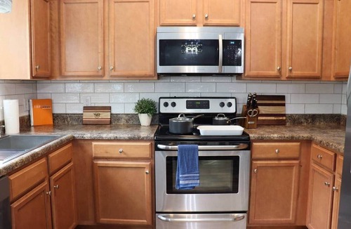 Westgate House | 3BR Pet-Friendly Retreat near Camp Lejeune
