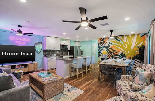 South Bradenton Condo | 3BR Resort Condo · Pool, Slide, Games · Min to IMG