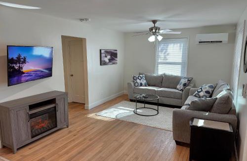 Port Royal House | 3Min To Parris Island. Pets Yes