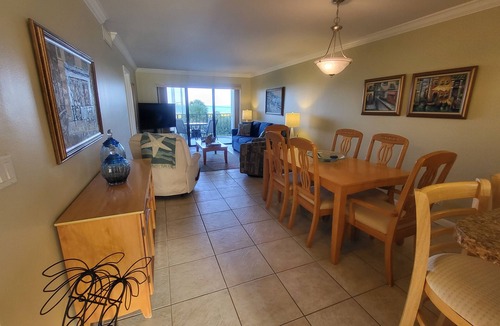Fort Pierce Shores Condo | 3rd Floor North Hutchinson Island Condo Steps From the Beach