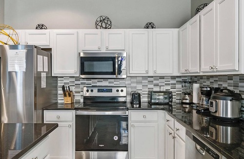 Bellavida House | 4 BD/3 BA/Bella Vida (911 MB)
