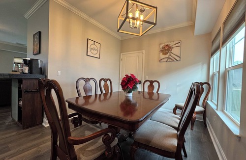 Burton Apartment | 4-bedroom 2.5 bath cozy house in charming Beaufort 15 min from MCRD PI/Donwtown