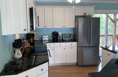 Emerald Isle House | 4 Bedroom, 2.5 Bath, sleeps 8, Ocean View, Large Family Room and Sunroom