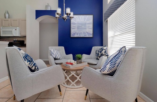 Seasons House | 4-bedroom Holiday home with hot tub