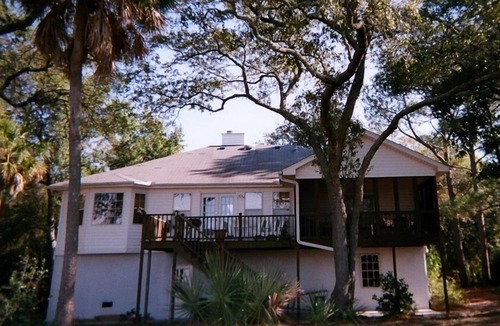 Folly Beach House | 4 Bedroom Home with Dock on Folly River- 2 Block Walk to Beach