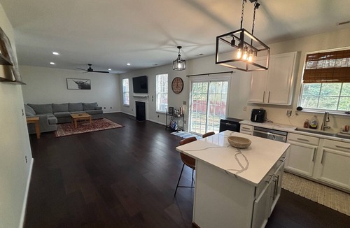 Southeast Raleigh House | 4-Bedroom House in charming Raleigh near Coastal Credit Union Music Park!