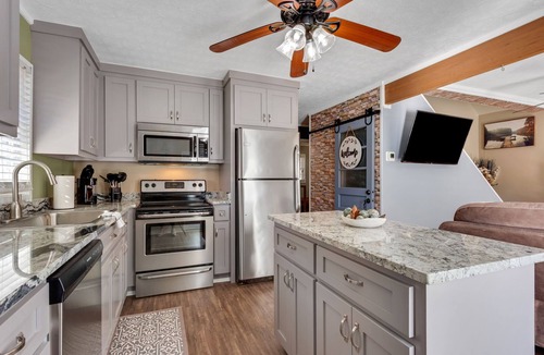 Townville House | 4-bedroom house in peaceful Townville with cool AC breeze