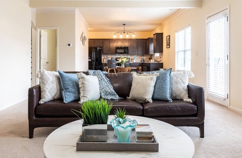 Dacula House | 4 bedrooms - Sleeps up to 8 people