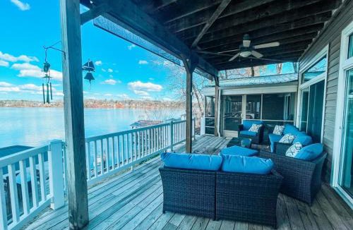 Norwood House | 4-BR Lakefront Home with amazing views