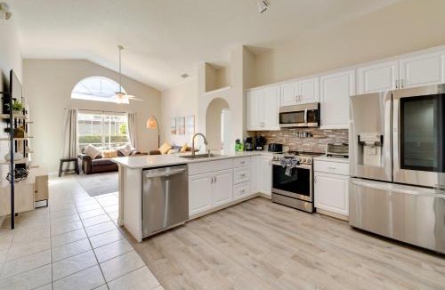 Eagle Pointe South House | 4 BR Private Pool and Lake View Near Disney
