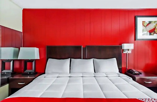 Ridgeland Hotel | 4 King Rooms w/Private Bath for a Comfortable, Budget-Friendly Stay