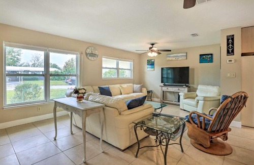 South Bradenton House | 4 Mi to Dtwn: Home w/Pool & BBQ in Bradenton