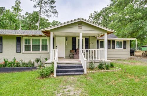 McCormick House | 4 Mi to Savannah River Access: Home w/Fire Pit