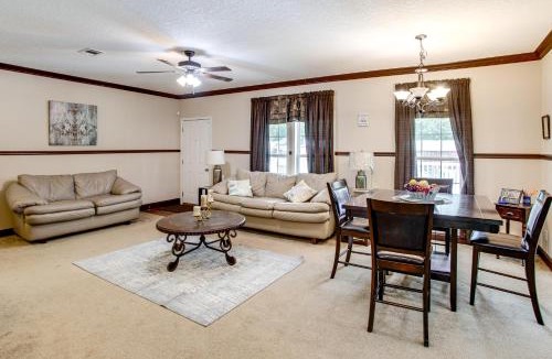 Huntcliff House | 4 Mi to Weston Lake: Eastover Gem