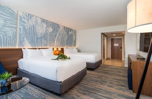 Central Beach Hotel | 4 Modern Beach Units | Near Fort Lauderdale Beach Park - 0.3 miles | Pool Access