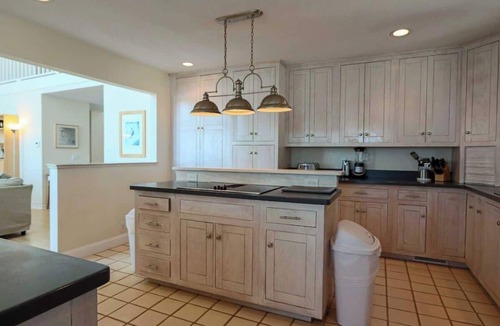 Saint Helena Island House | 458 Tarpon Blvd